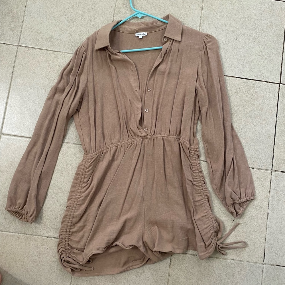 brown romper size large
